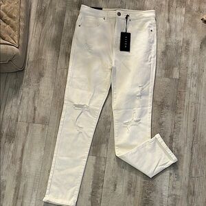 White Skinny Jeans- very stretchy!